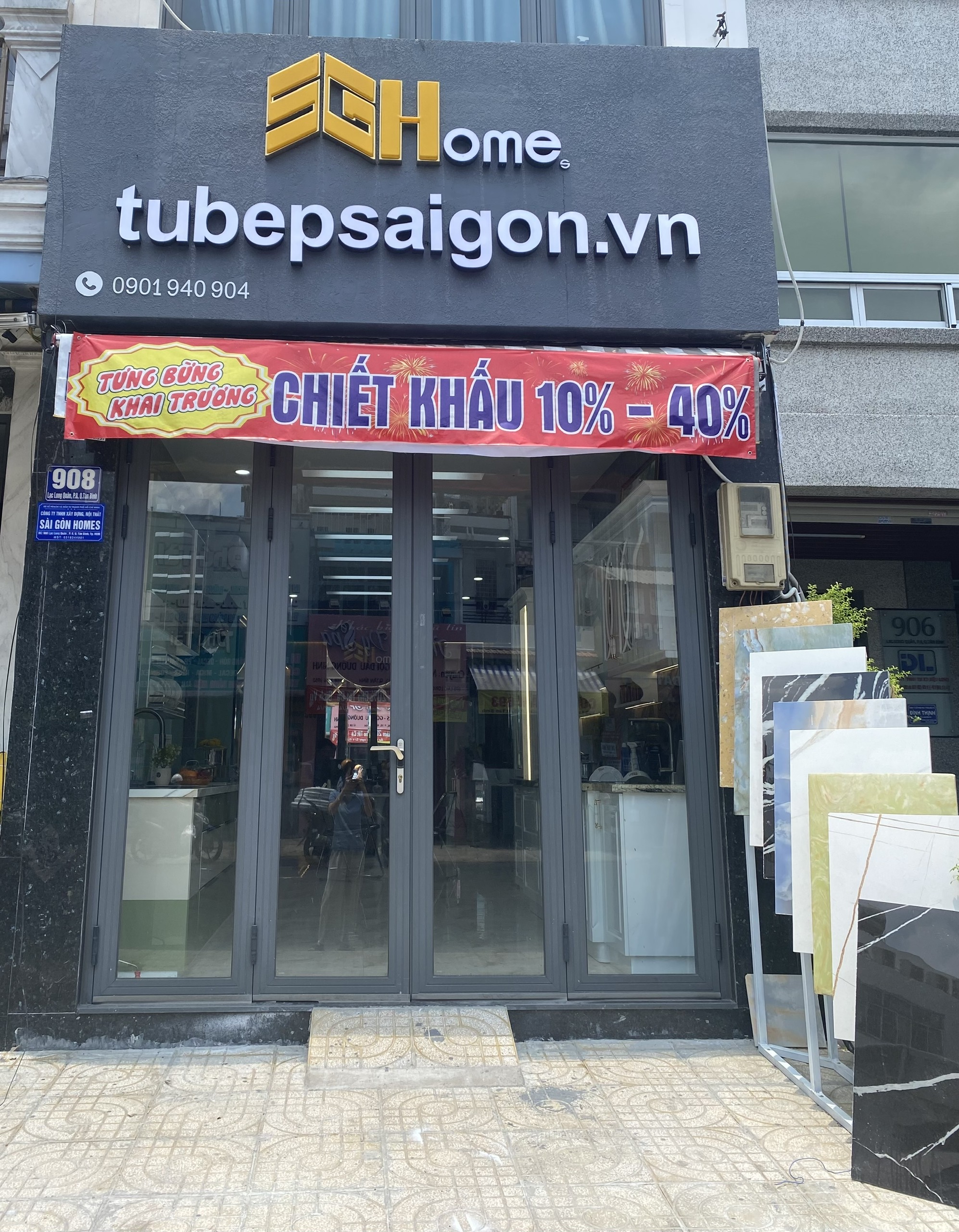 thi công tủ bếp kính tại Tủ Bếp Sài Gòn