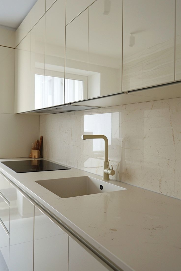 Tủ Nhựa Picomat Phủ Acrylic – Giải Pháp Tủ Bếp Sang Trọng, Bền Bỉ Mọi Không Gian